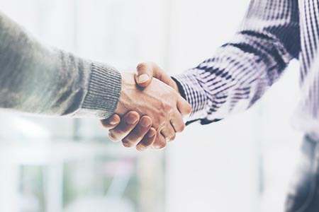 吴小平财经直播视频